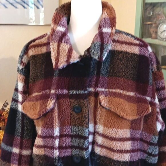 NWT American Eagle Outfitters  Sherpa Plaid Jacket/Shirt - Picture 4 of 15